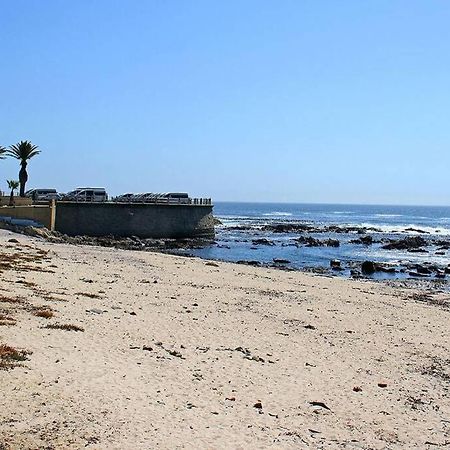 Ferienwohnung Blue Waters Studio With Sea Views From Balcony Kapstadt Exterior foto